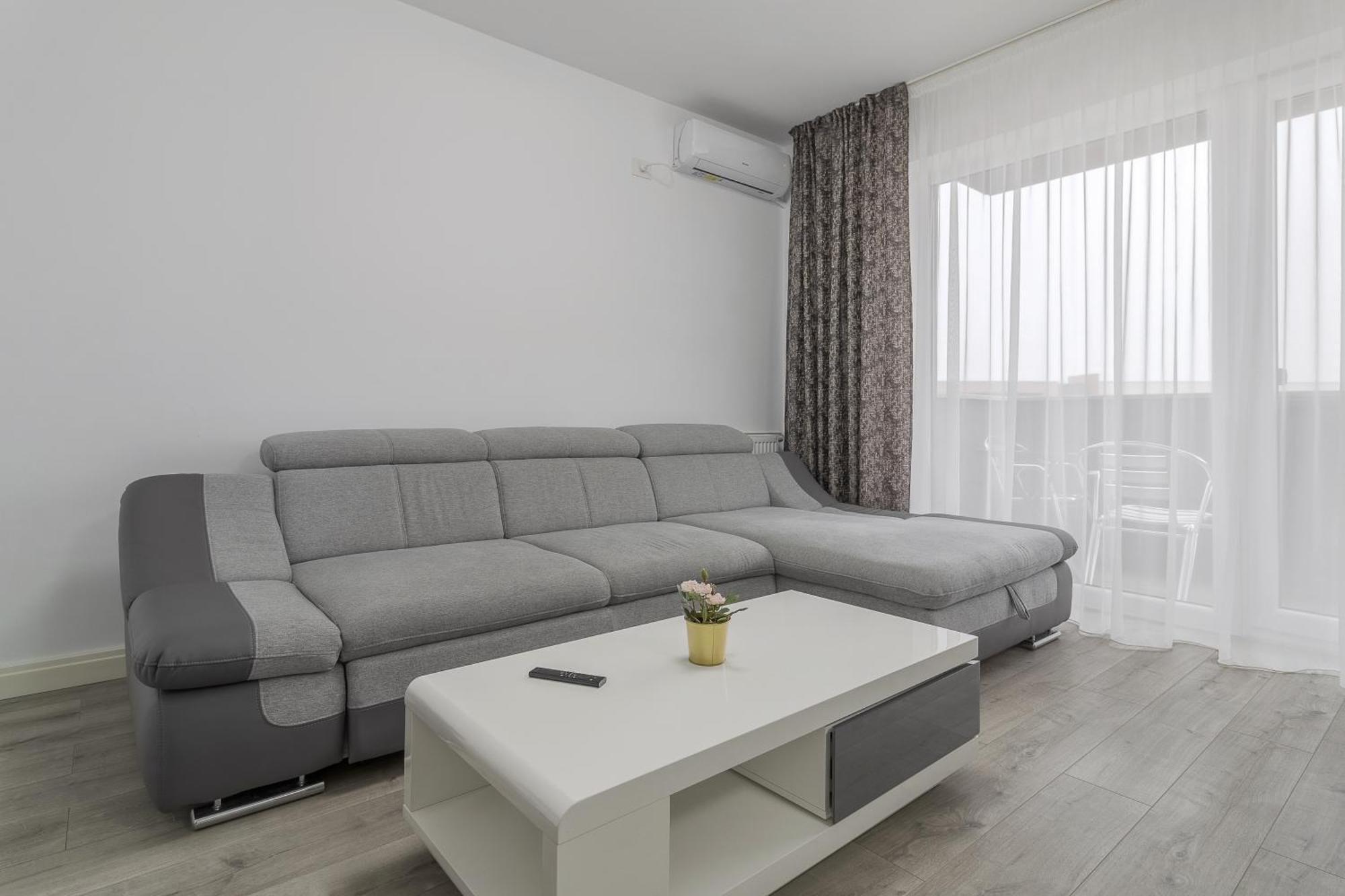 Pure Flat Apartment Oradea Exterior photo