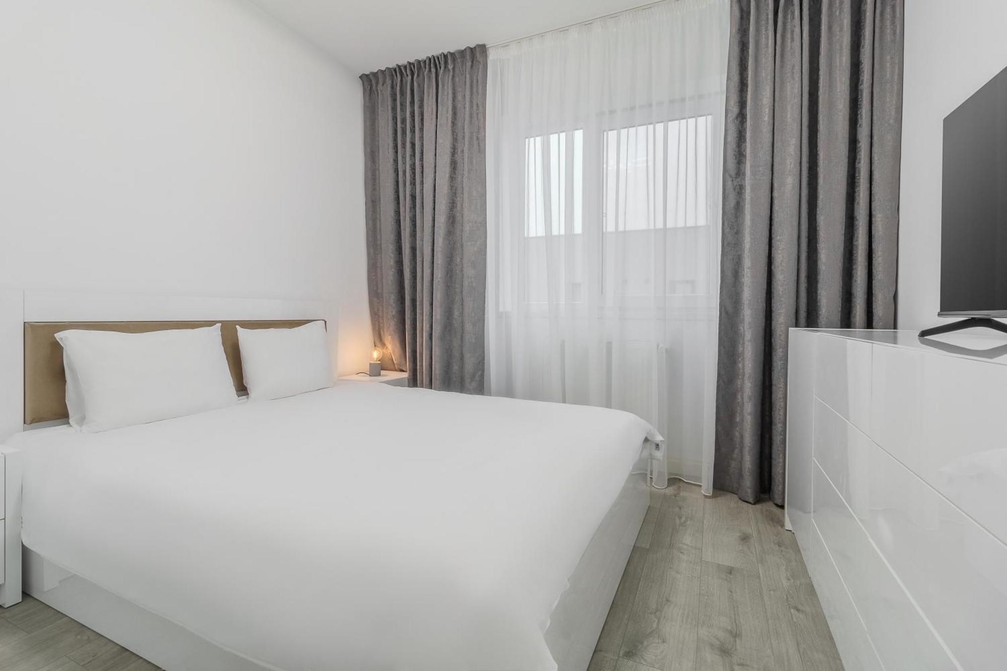 Pure Flat Apartment Oradea Exterior photo